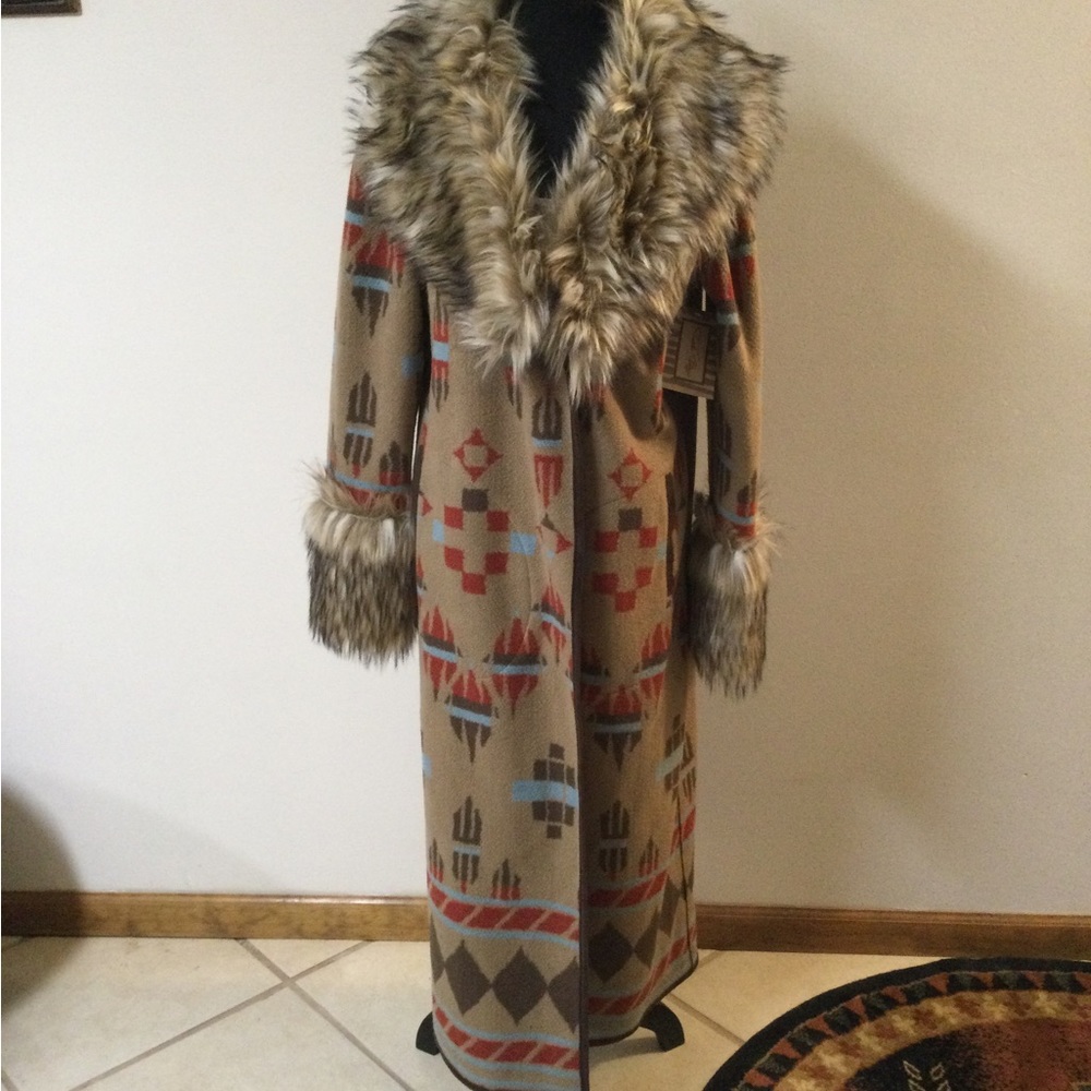 Tasha Polizzi coat, XL NWT